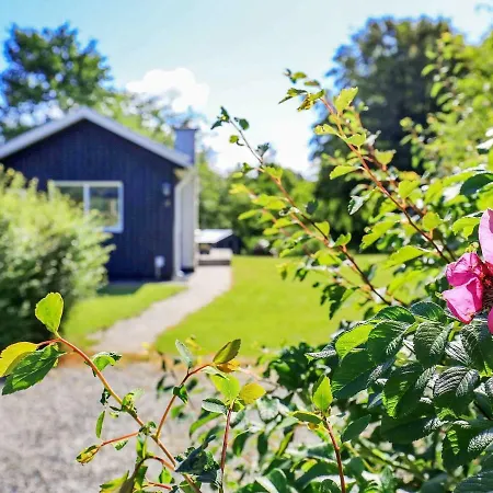 Semesterbostad Holiday *